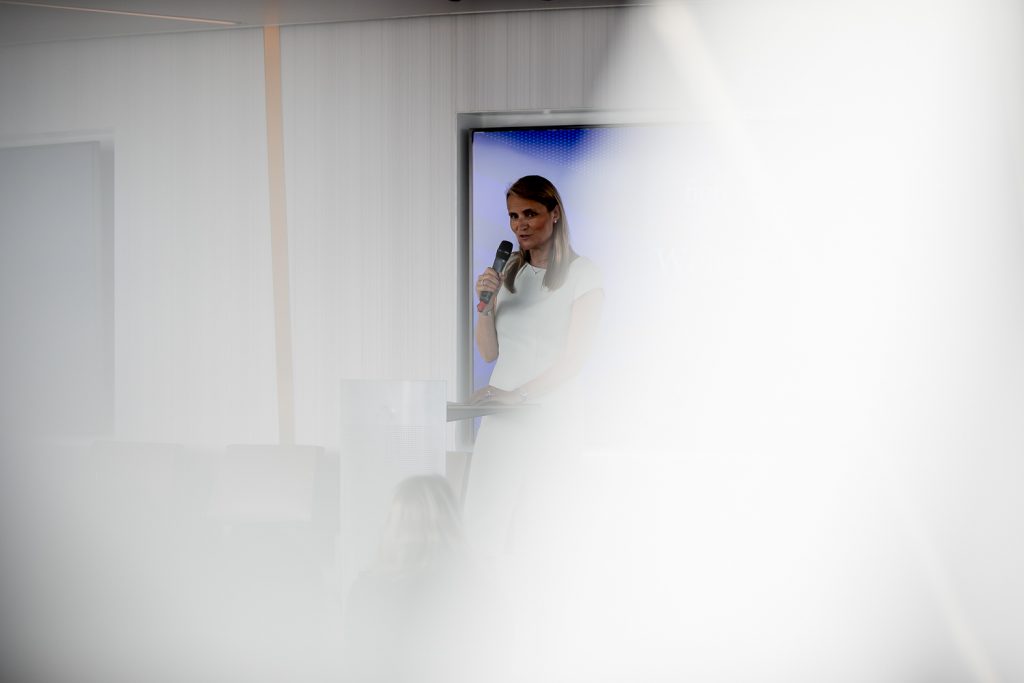 London FinTech Corporate Event Photographer - finnCap Ambition Nation Mind the Gap